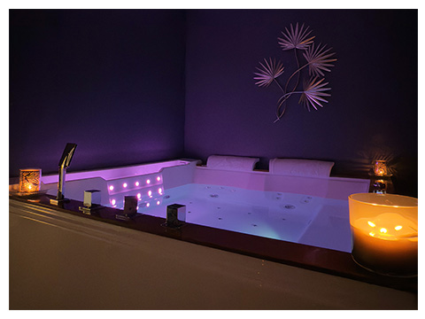 Jaccuzi de la love room romantique près de Montpellier